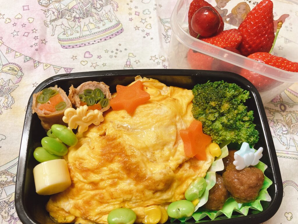 お弁当作り オムライス弁当 Pandaちゃんのハンドメイトと日々のつぶやき